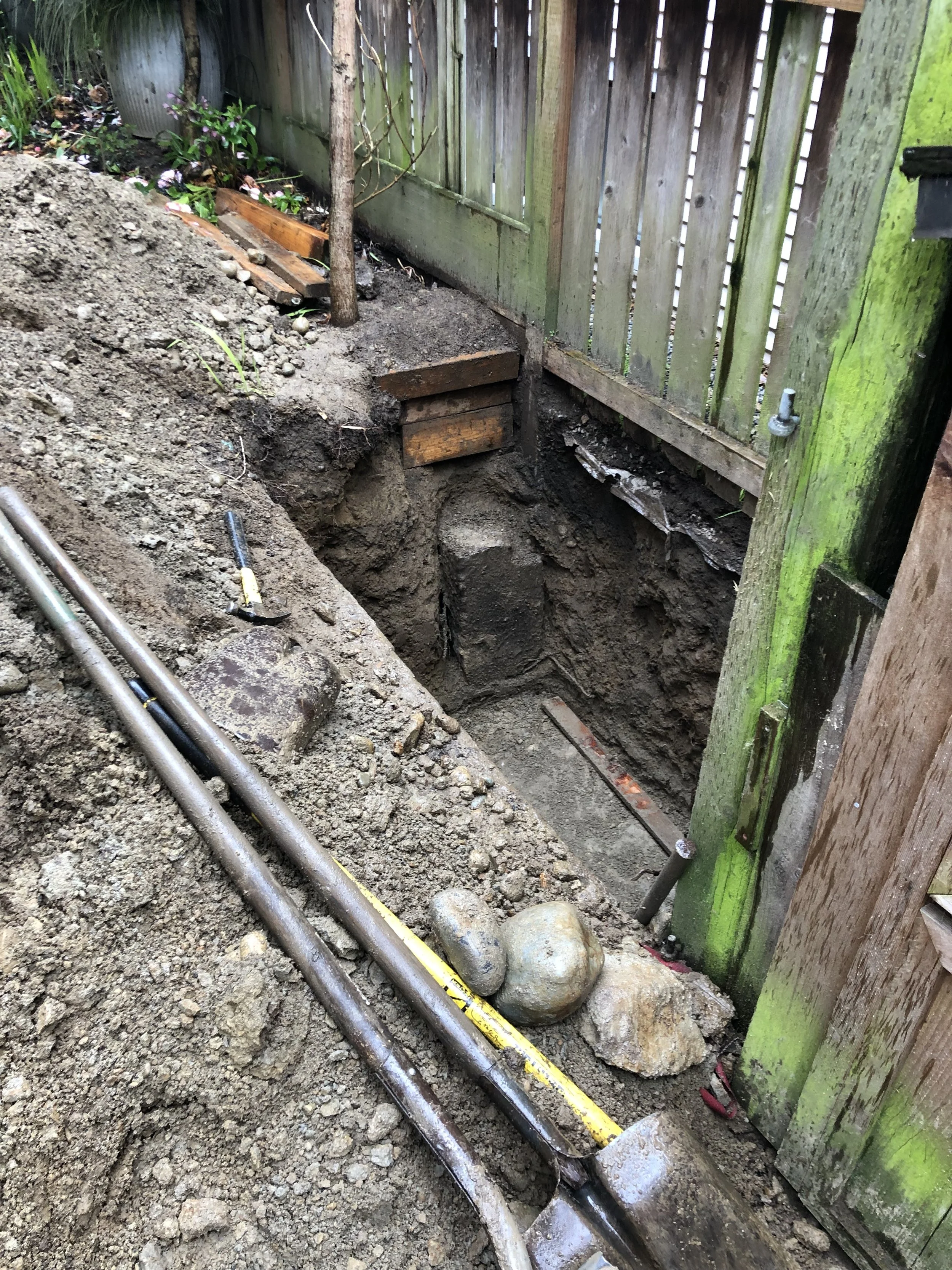 After 3 days, the hole is dug!