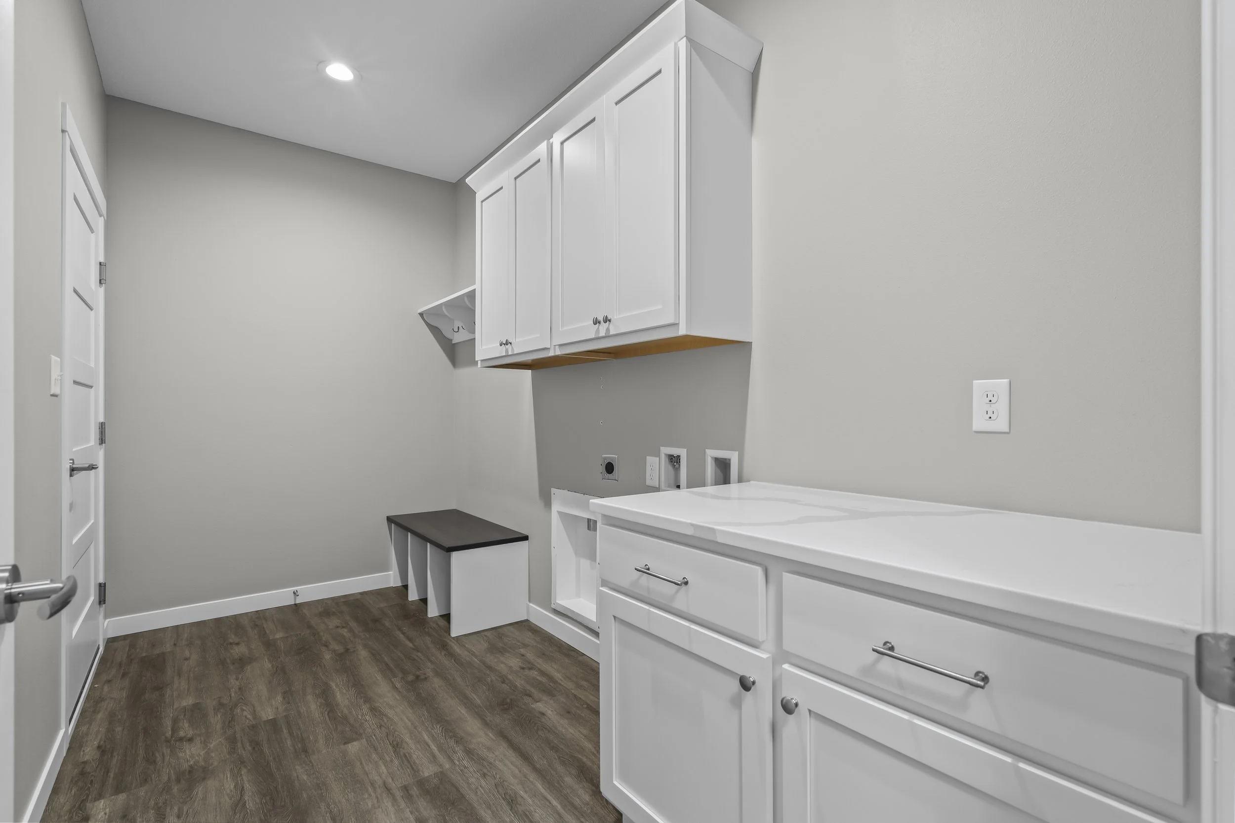 04-112 102 Bergen Dr.jpg