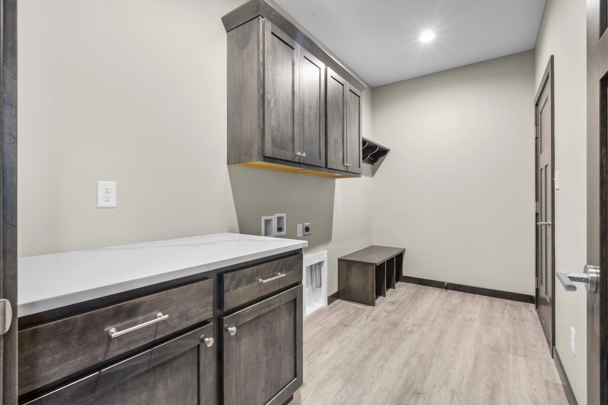 04-112 104 Bergen Dr.jpg