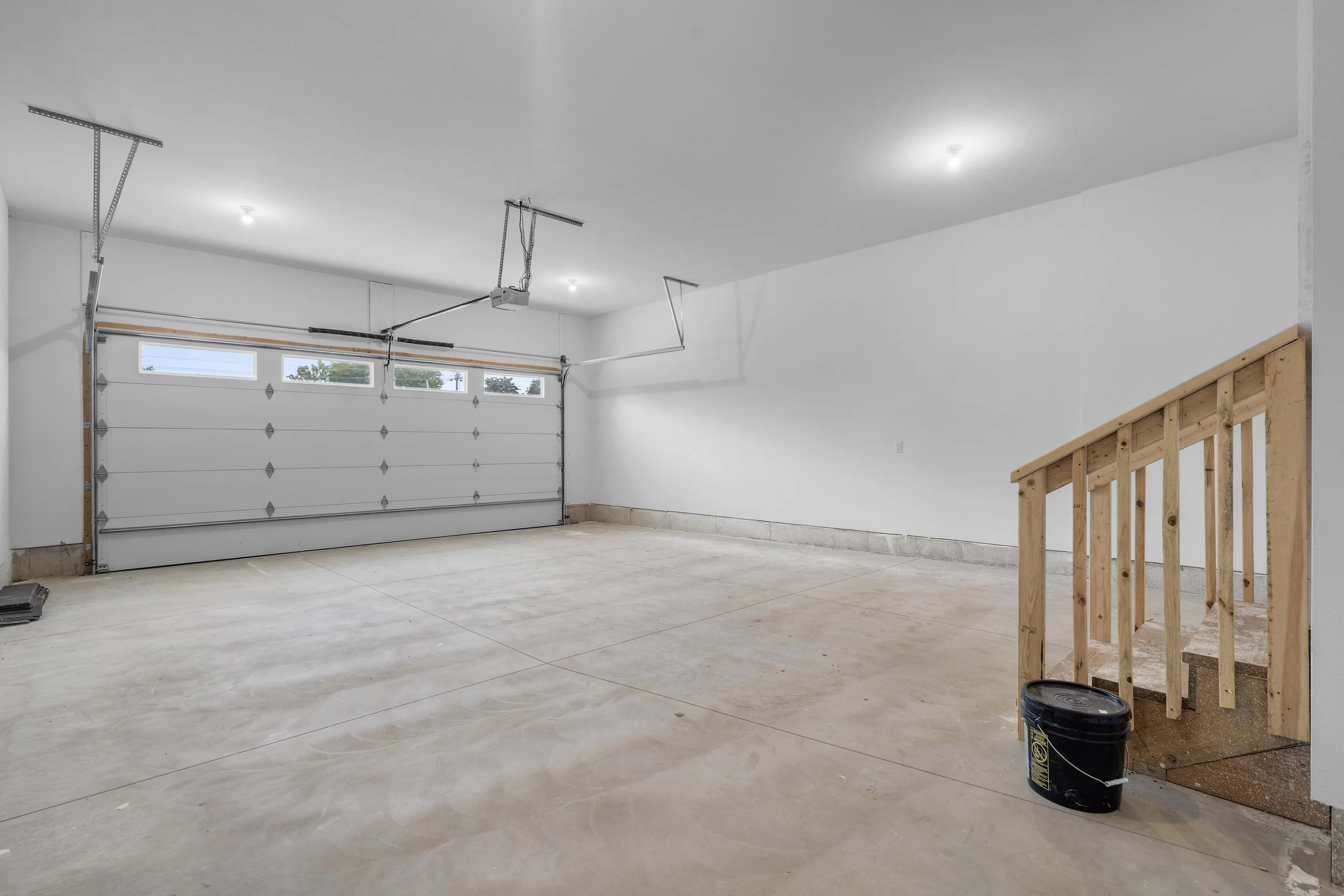 06-118 104 Bergen Dr.jpg