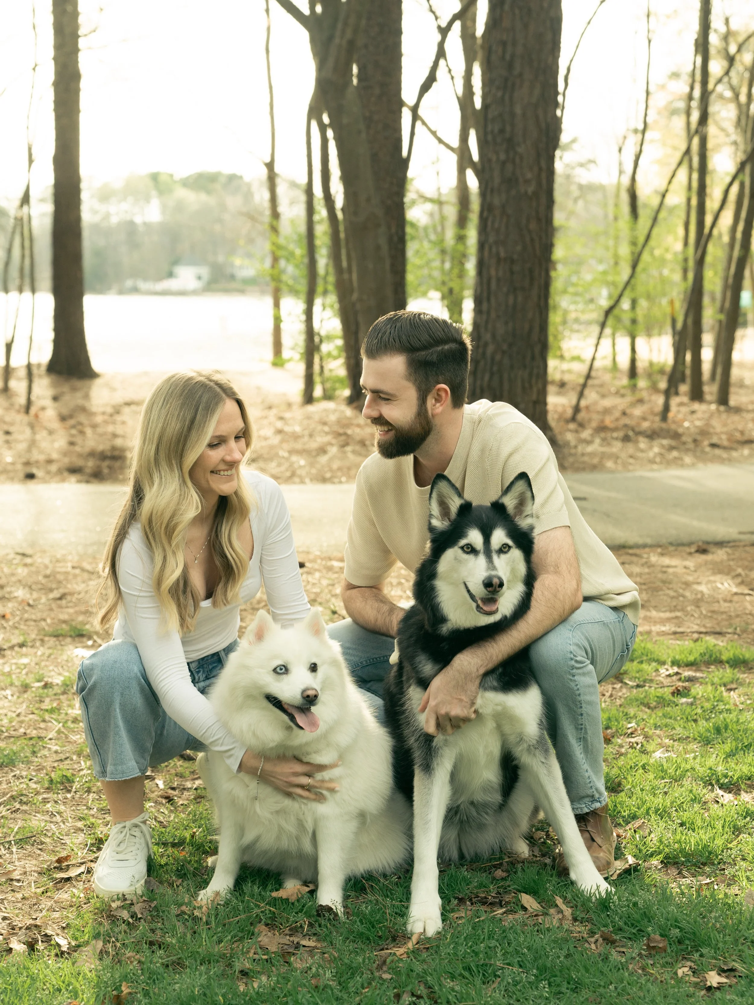 One thing about me is that I will NEVER be mad if you ask to bring your dogs to a session 🤩 I love your fur babies!

#charlottencengagementphotographer #ncweddingphotographer #charlotteproposalphotographer #jettonpark