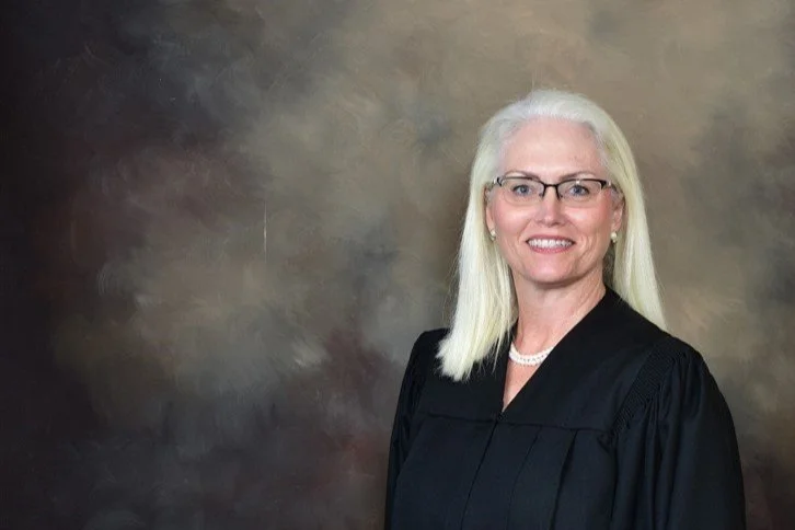 About Gwen Connolly — Gwen Connolly for Court of Appeals