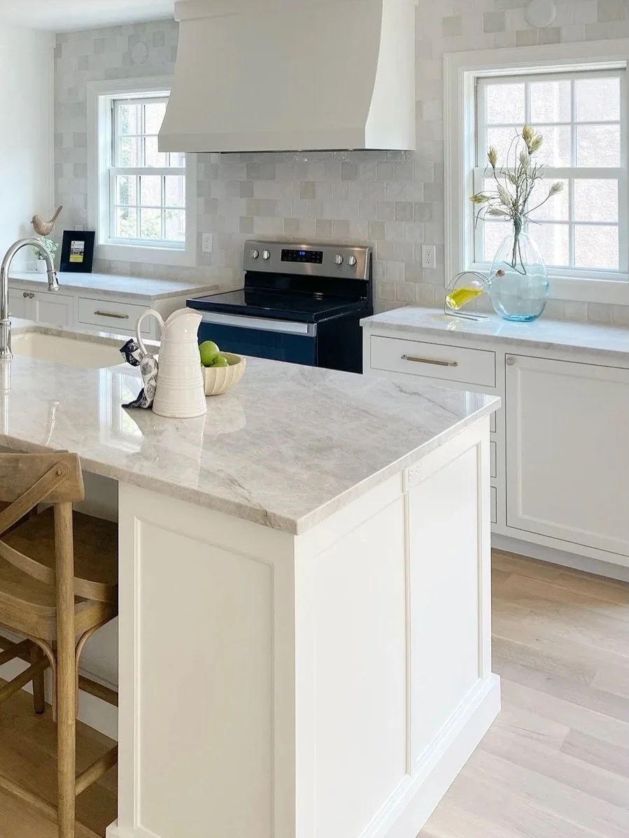 The heart of the home. It&rsquo;s where life happens&mdash;meals shared, conversations started, and memories made.

#KandKBuilders #MinnesotaHomeBuilder #CustomHomes [kitchen remodel Minnesota, custom kitchen design, home renovation Minnesota, reside