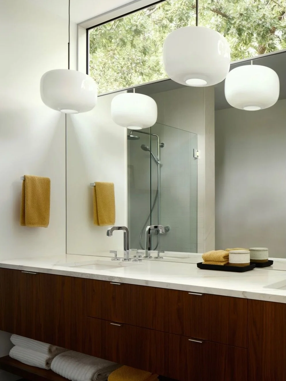 Warm wood and bright, open space. What more could you ask for in your ensuite bathroom?

Swipe to see where we started!

#BathroomRemodel #ModernDesign #BeforeAndAfter [bathroom renovation Minnesota, modern bathroom remodel, double vanity design, qua