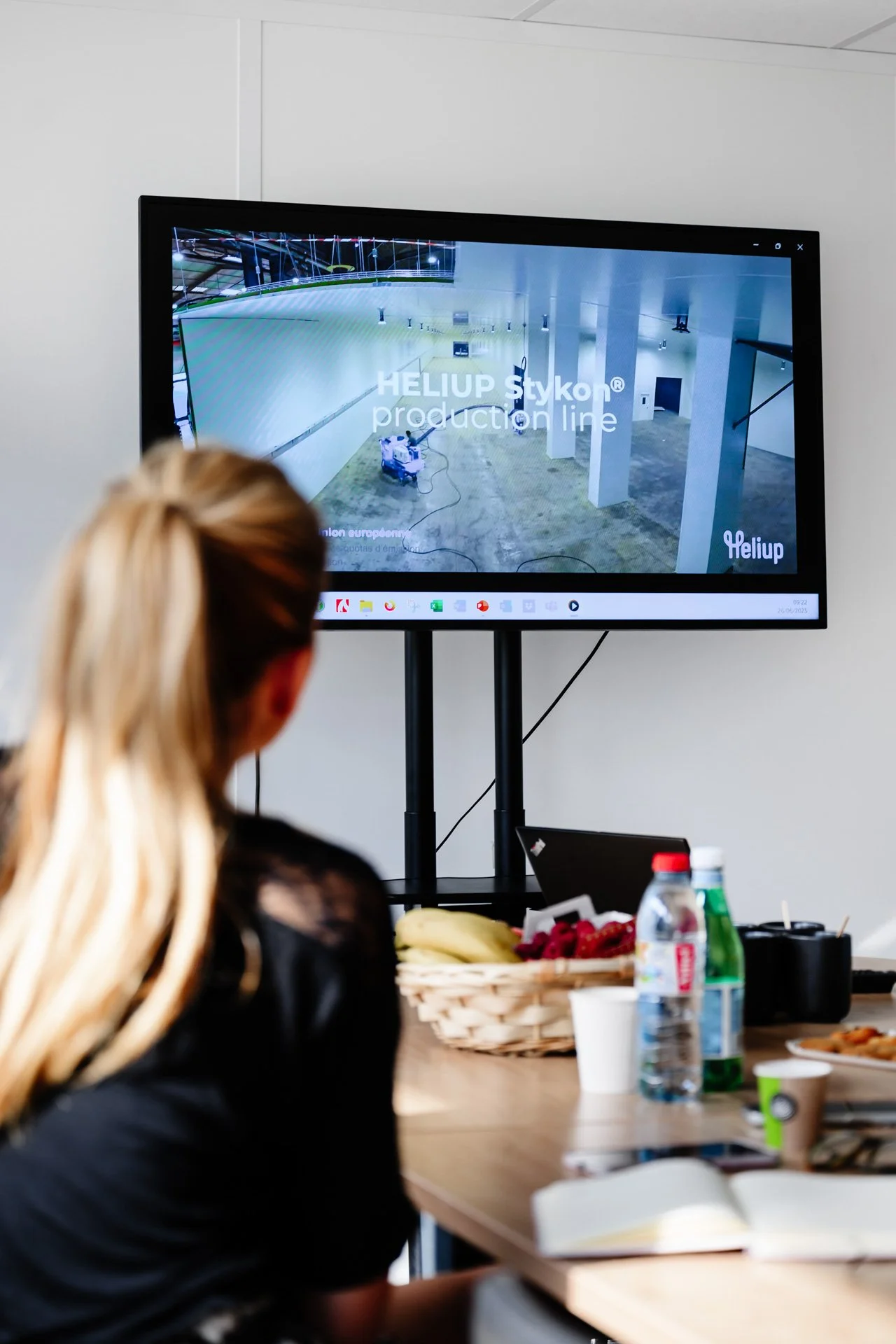 Présentation vidéo de la ligne de production Heliup pendant l’inauguration à Cheylas