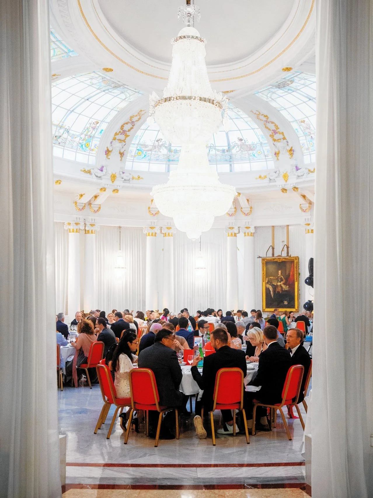 Dîner de gala organisé dans le cadre d’une soirée d’entreprise événementielle