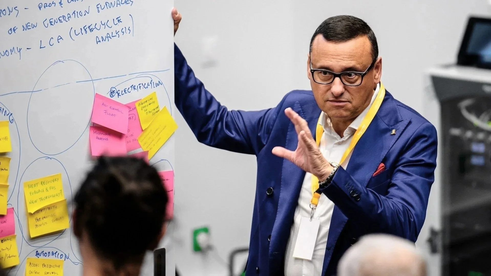 Atelier collaboratif lors d’un séminaire d’entreprise photographié en reportage professionnel