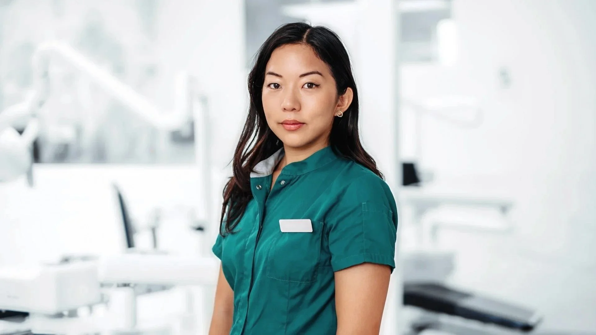 Séance portrait à Grenoble pour secteur médical dans l'environnement du professionnel