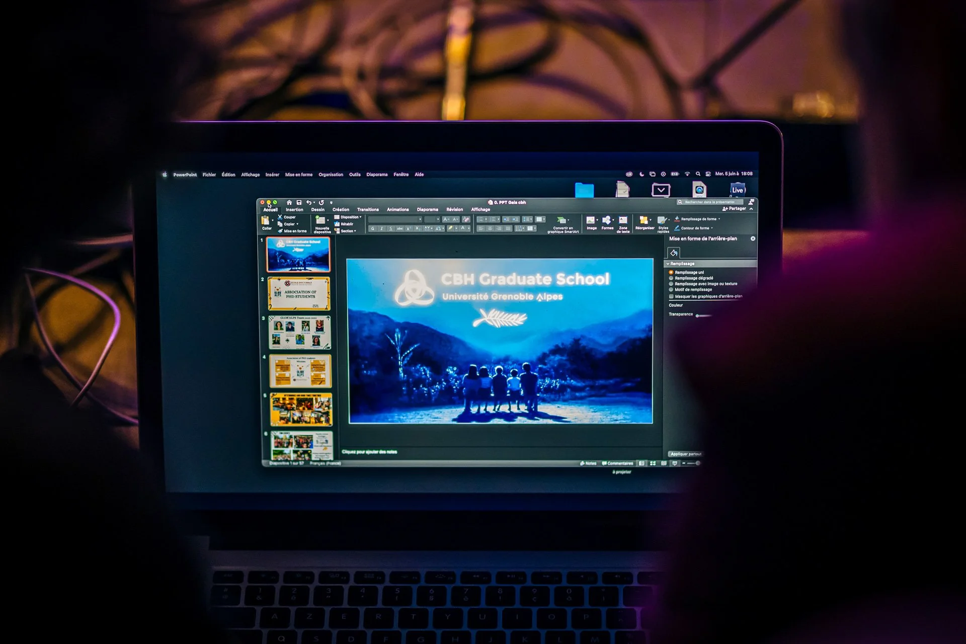 Sélection et retouche photo professionnelle après un événement
