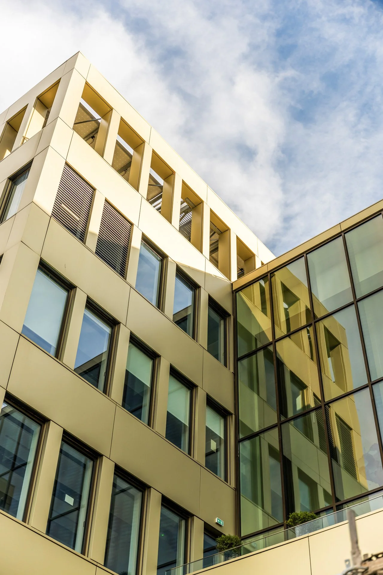 Événement Corporate - phot extérieure des locaux bâtiment industriel moderne