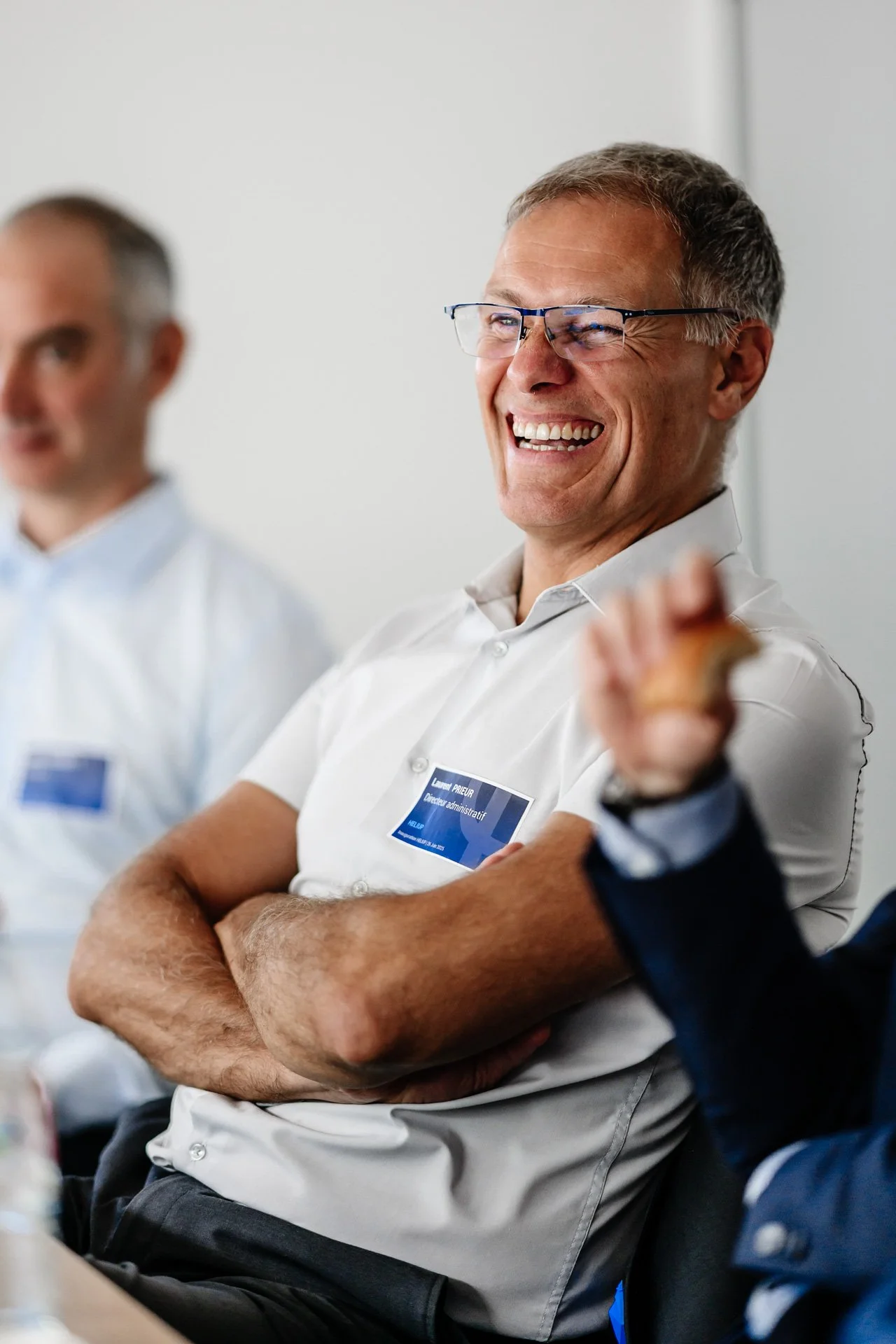 Laurent Prieur, directeur industriel d’Heliup, souriant pendant la table ronde organisée lors de l’inauguration de la nouvelle ligne de production à Cheylas.