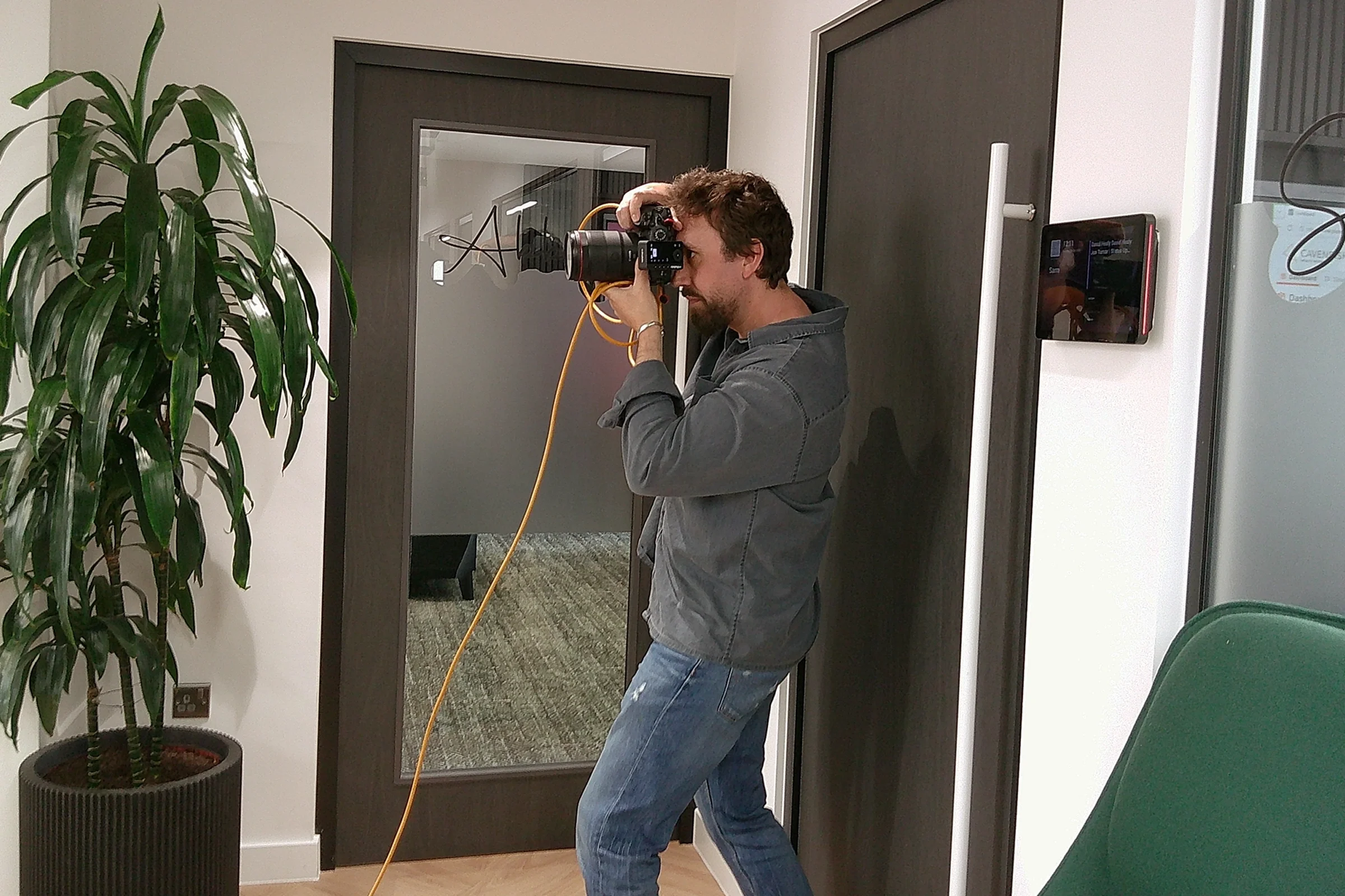 How to Shoot Tethered Headshots With Clients