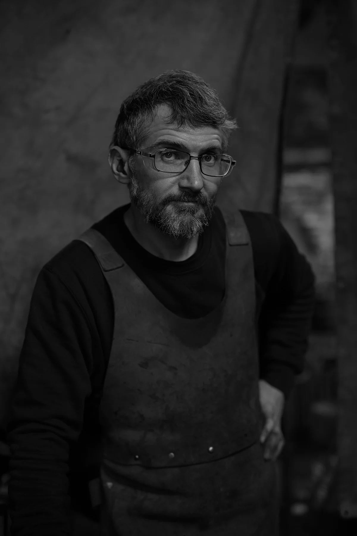 lifestyle-photographer-london-the-forge-environmental-portrait.webp