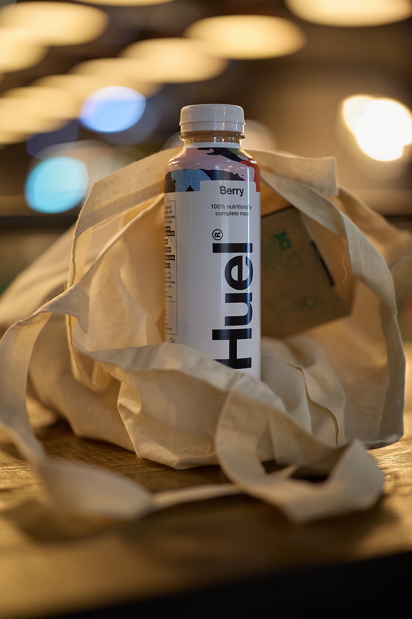 huel-brand-partnership-photography-al-baraka-london-summit-corporate-goody-bags.jpg