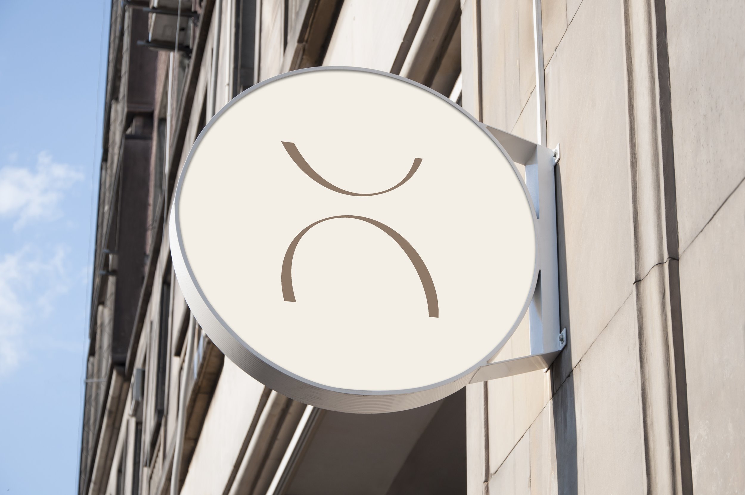 round-sign-mockup-A.jpg
