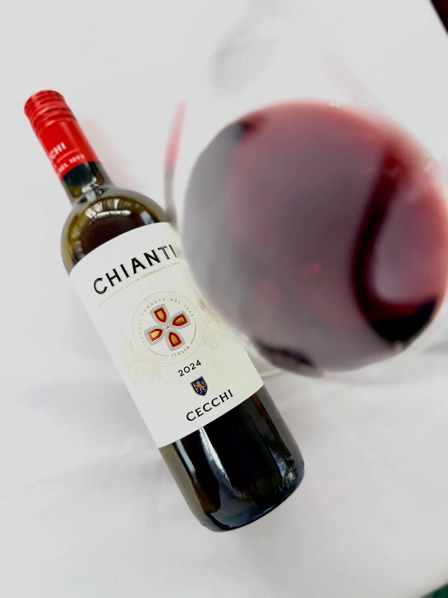 Cecchi Chianti 2024 🍷🇮🇹

Cecchi in Tuscany, this classic Chianti is based on Sangiovese&mdash;Italy&rsquo;s benchmark for vibrant, food-friendly reds.

On the nose, I got tart cherry, fresh red berries, savoury notes and dried herbs. On the palate