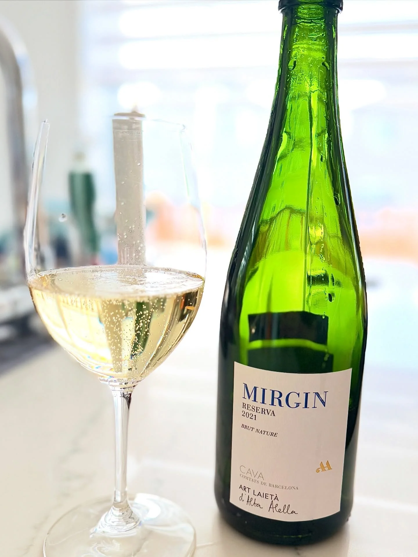 Alta Alella &ndash; Mirgin Reserva Brut Nature 2021 (Cava) 🥂 🇪🇸 

Family-run estate just outside Barcelona, working fully organically and classified as an &ldquo;Elaborador Integral&rdquo; &mdash; meaning everything is grown, vinified and bottled 