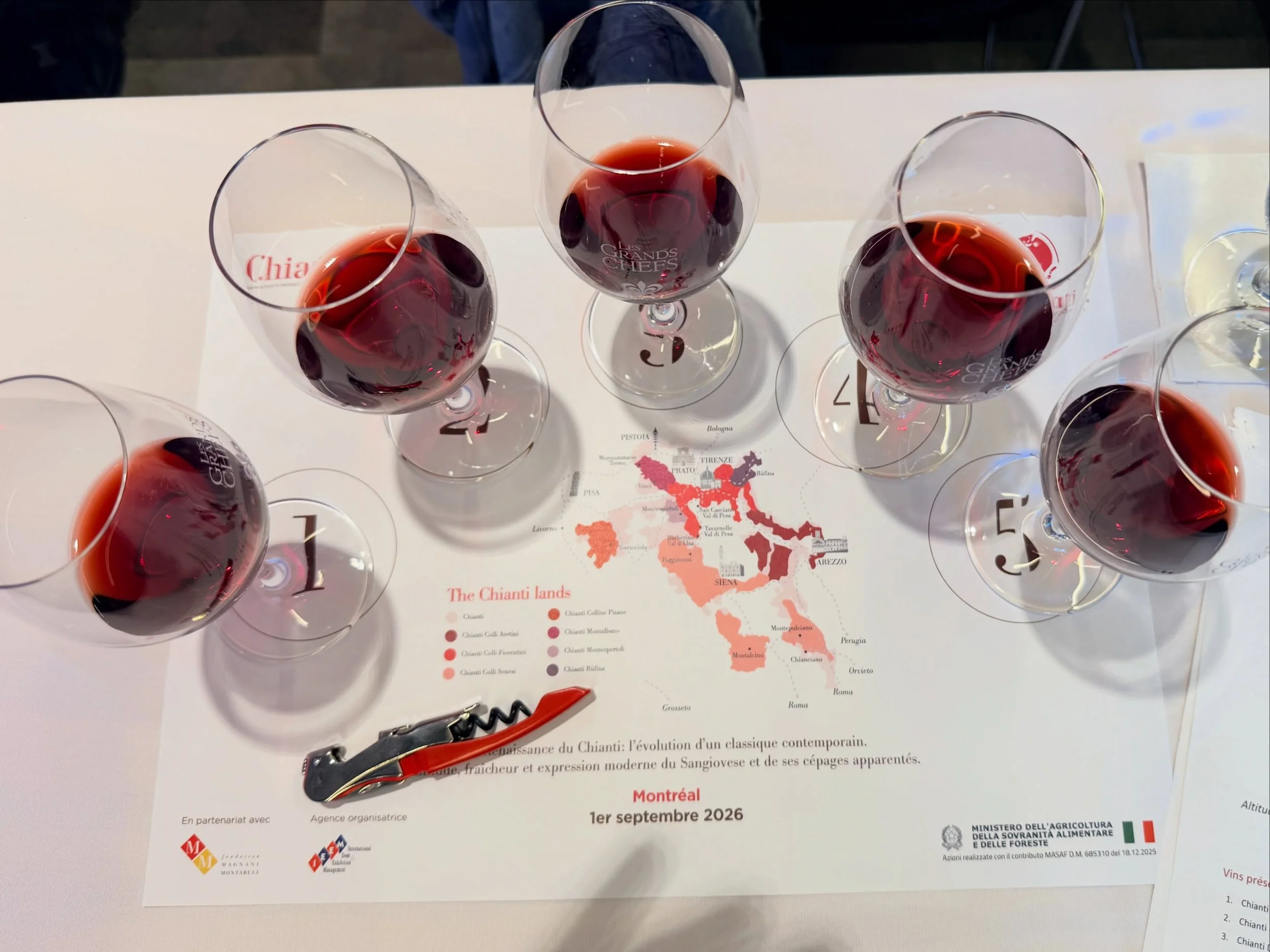 A deeper look into the diversity of Chianti DOCG. 🇮🇹🍷

A very insightful masterclass presented by Jacky Blisson MW together with the Consorzio Vino Chianti, exploring how geography, altitude, grape composition and winemaking choices can shape very