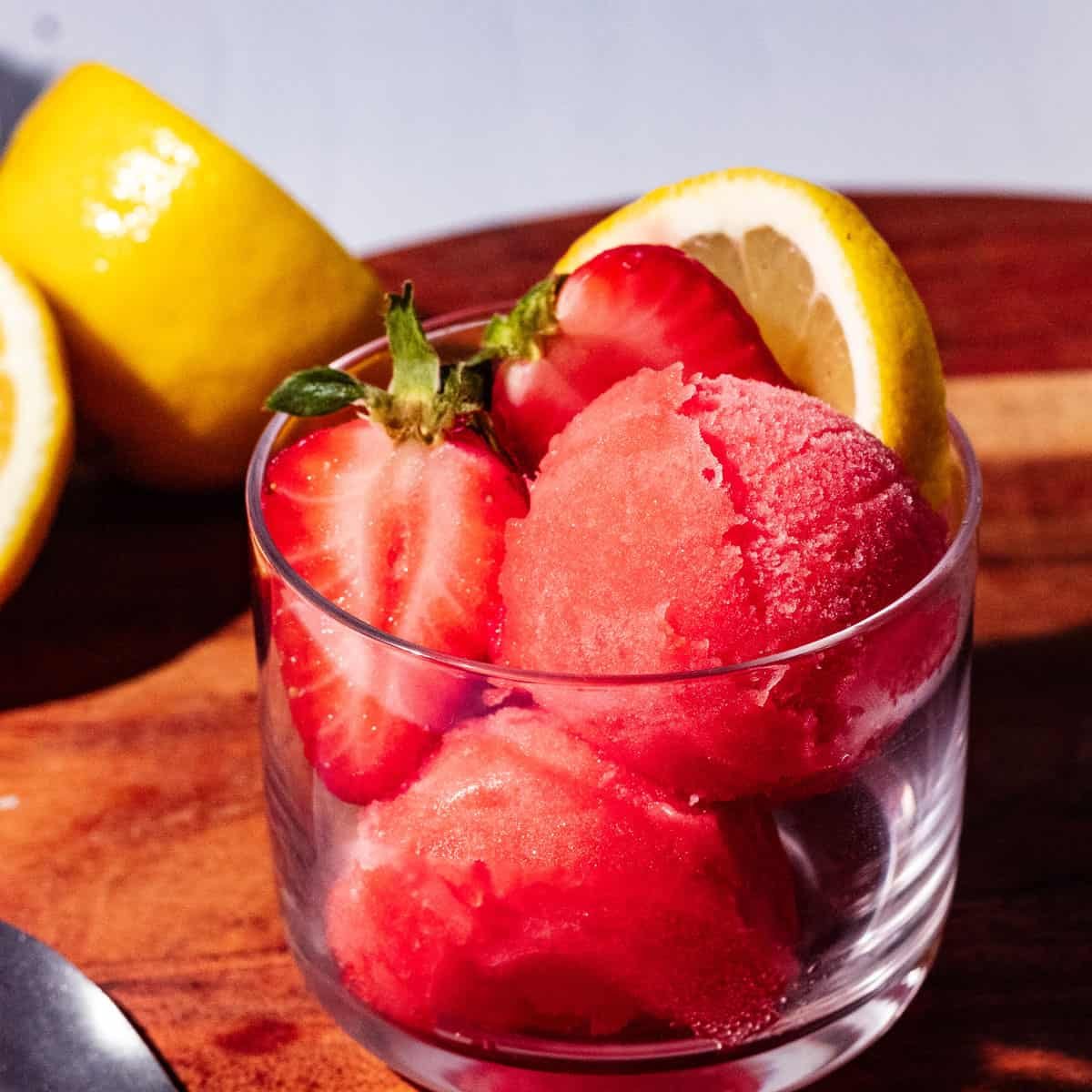 strawberry-lemonade-sorbet-featured.jpg