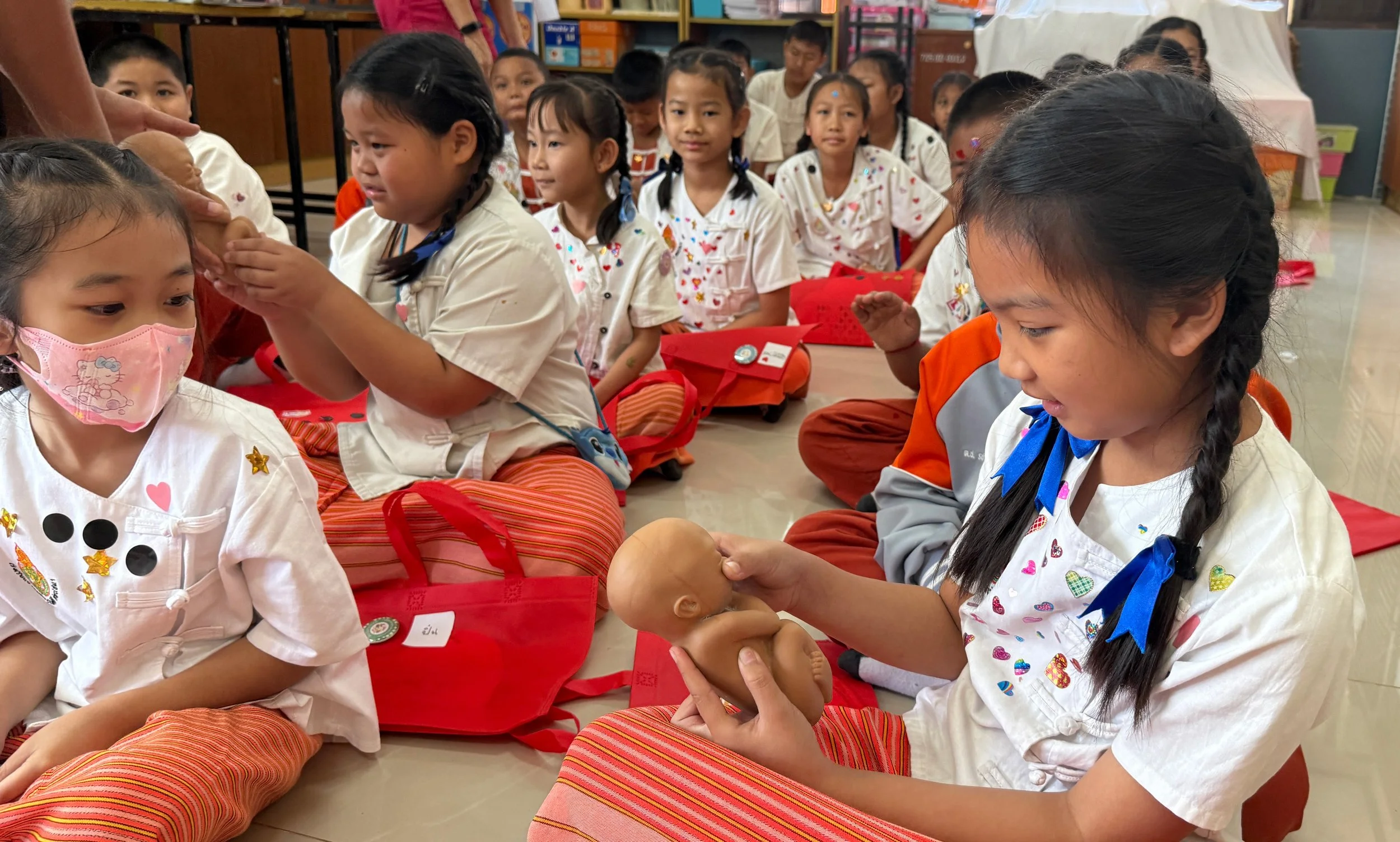 Thailand Calvary Chapel Teaches Life in the Womb in School Outreaches&nbsp;