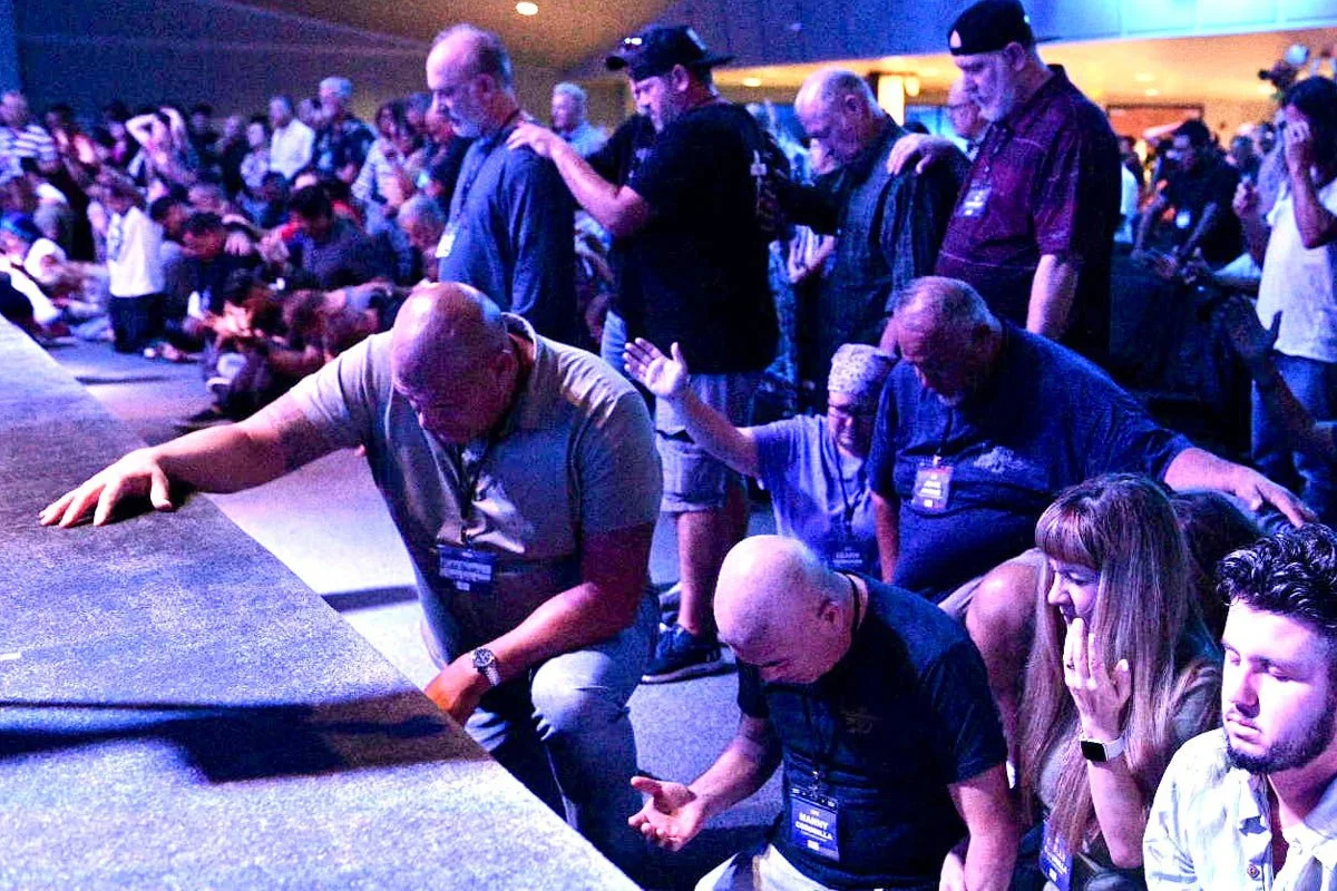 Are We Allowing the Holy Spirit to Flow Through Us? — Calvary Chapel ...