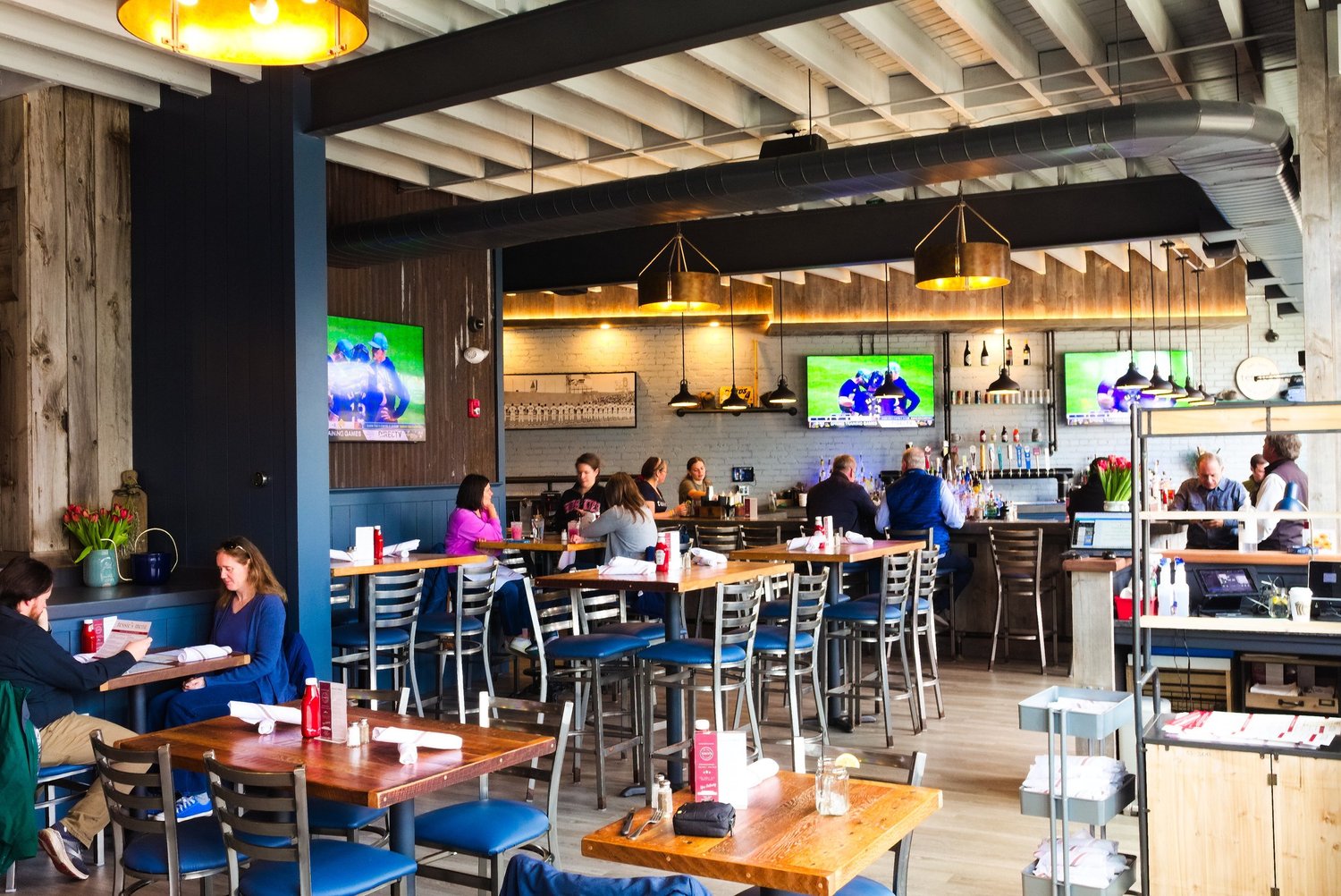 Tessie’s Bar & Kitchen — Destination Downtown