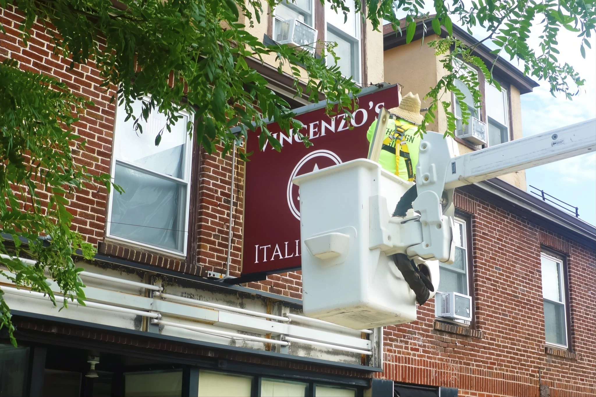 Vincenzo’s Italian Deli Opens