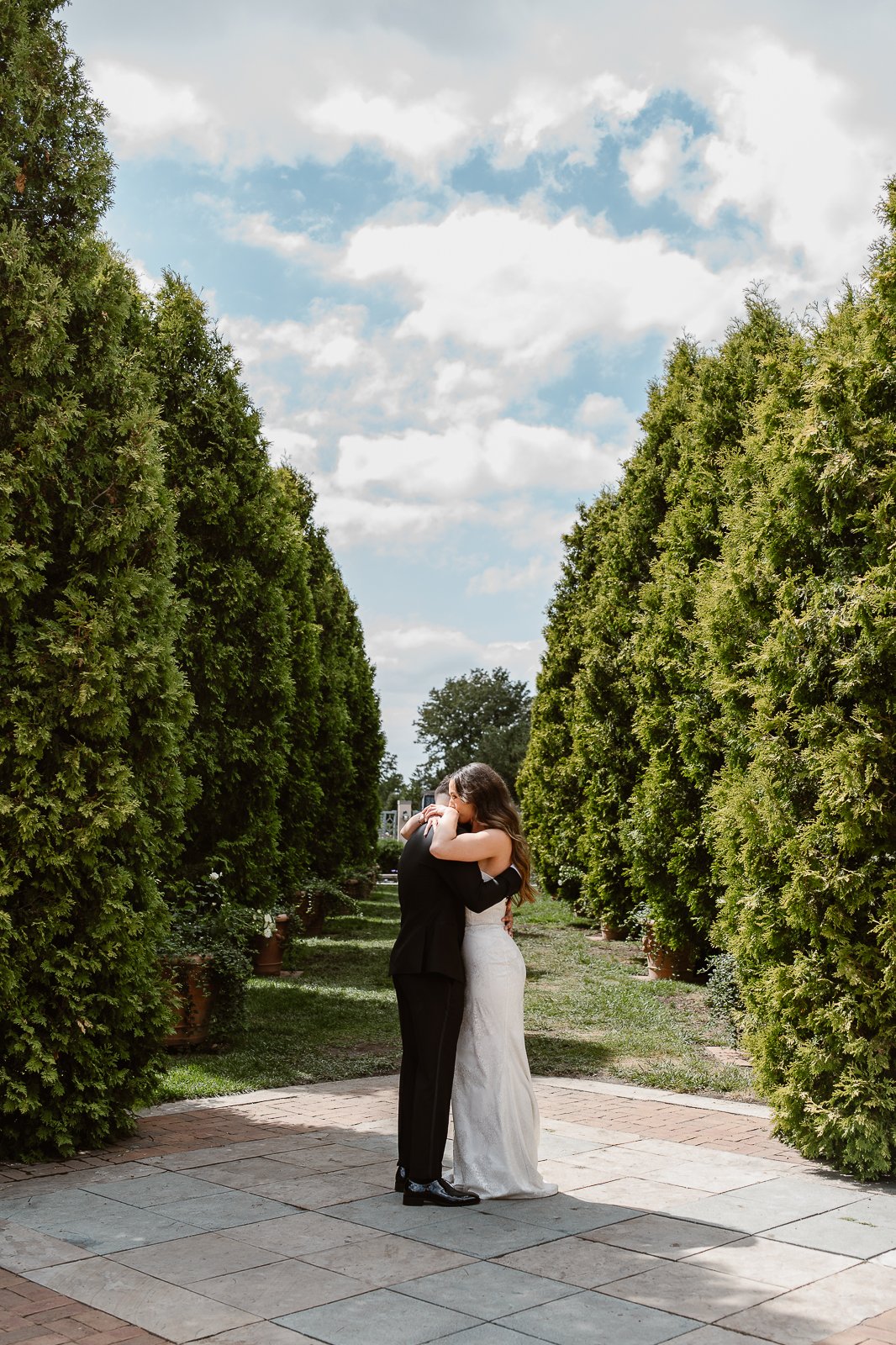 Mariana.Ziegler.Photography_Modern.Chic.Denver.Wedding.Rally.Hotel.EM-25.jpg