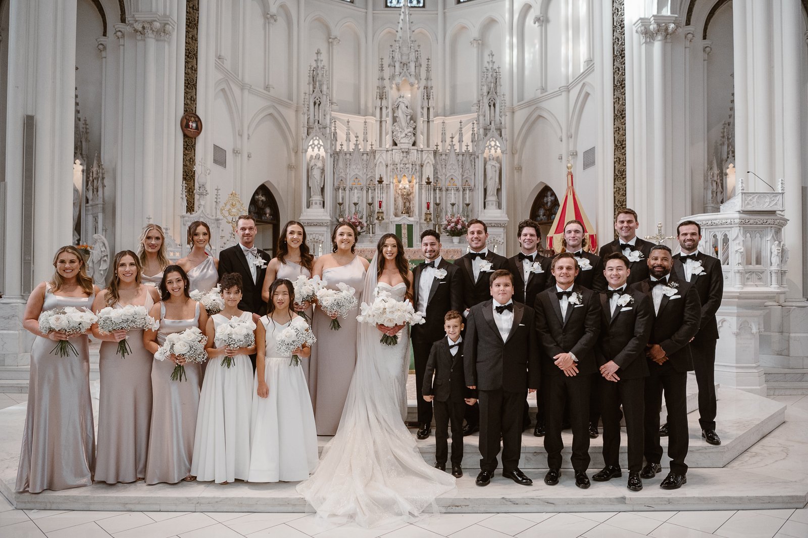 Mariana.Ziegler.Photography_Modern.Chic.Denver.Wedding.Rally.Hotel.EM-57.jpg