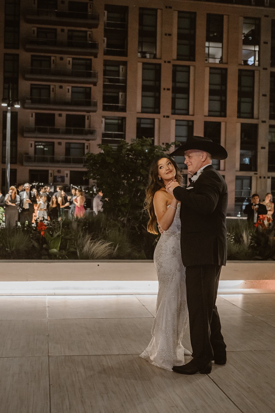 Mariana.Ziegler.Photography_Modern.Chic.Denver.Wedding.Rally.Hotel.EM-82.jpg