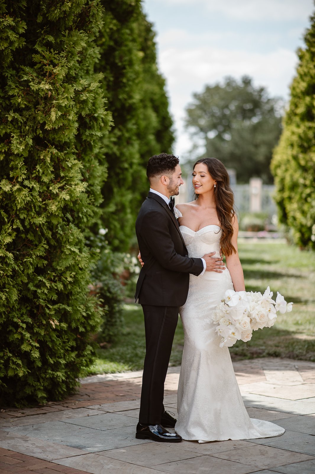 Mariana.Ziegler.Photography_Modern.Chic.Denver.Wedding.Rally.Hotel.EM-26.jpg