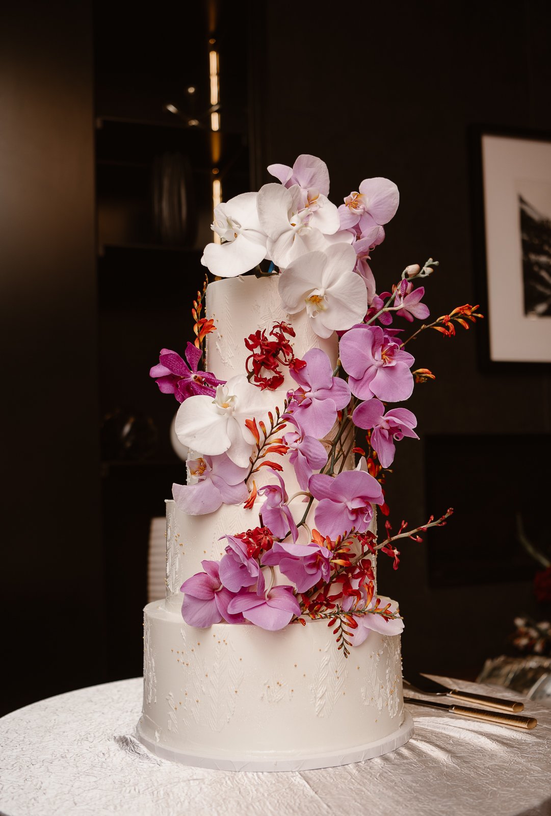 Mariana.Ziegler.Photography_Modern.Chic.Denver.Wedding.Rally.Hotel.EM-66.jpg