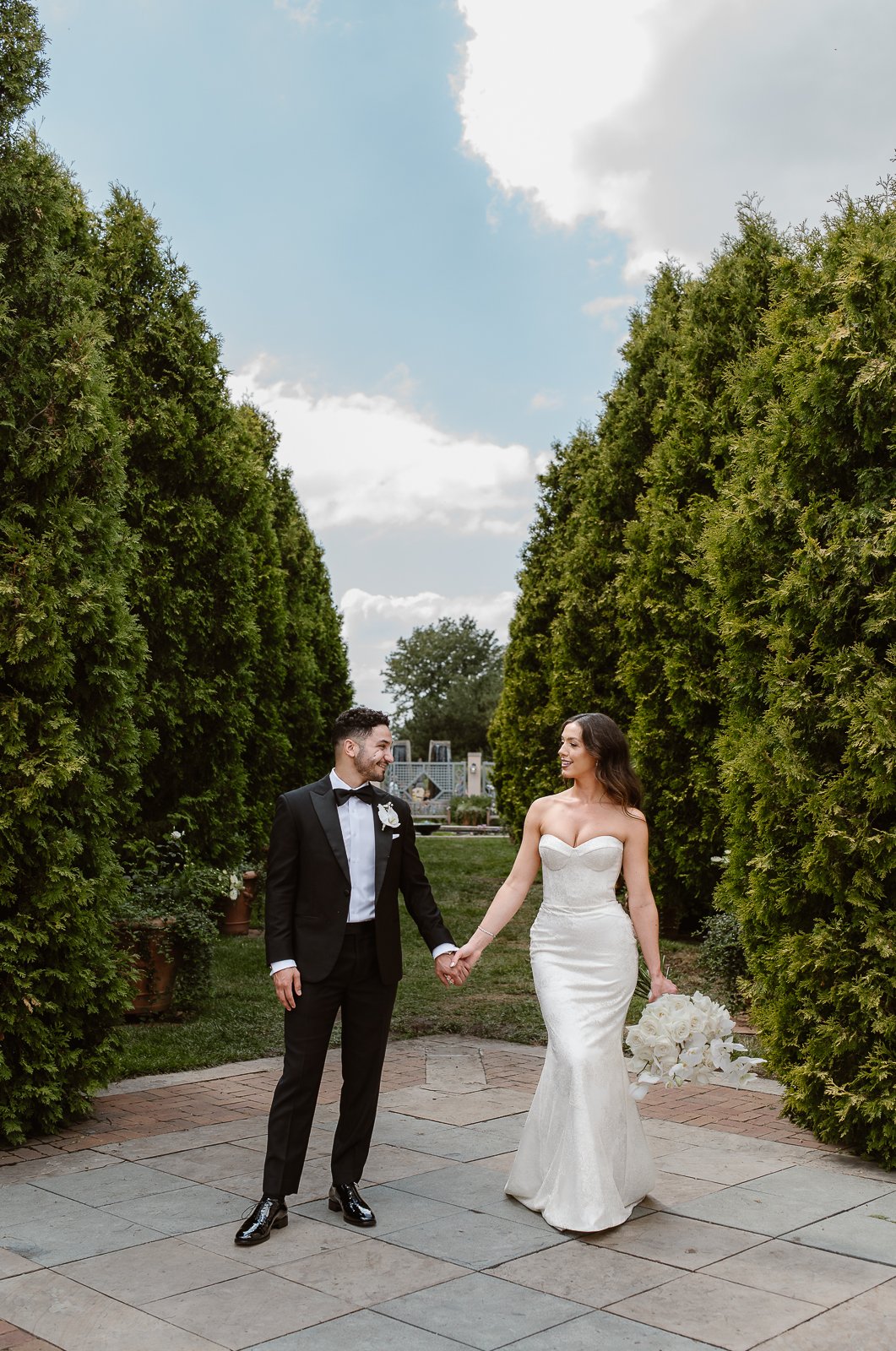 Mariana.Ziegler.Photography_Modern.Chic.Denver.Wedding.Rally.Hotel.EM-29.jpg