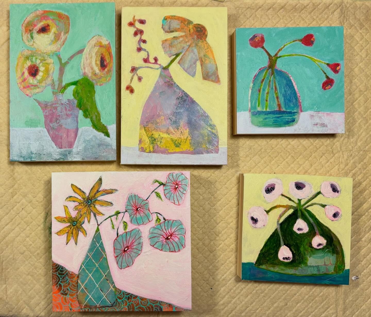 A few little paintings in the works on this snowy snowy day !!!