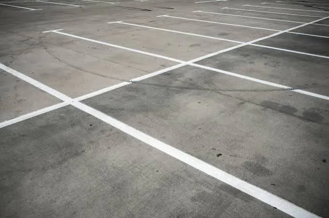 Why Concrete Is Better Than Asphalt for Parking Lots