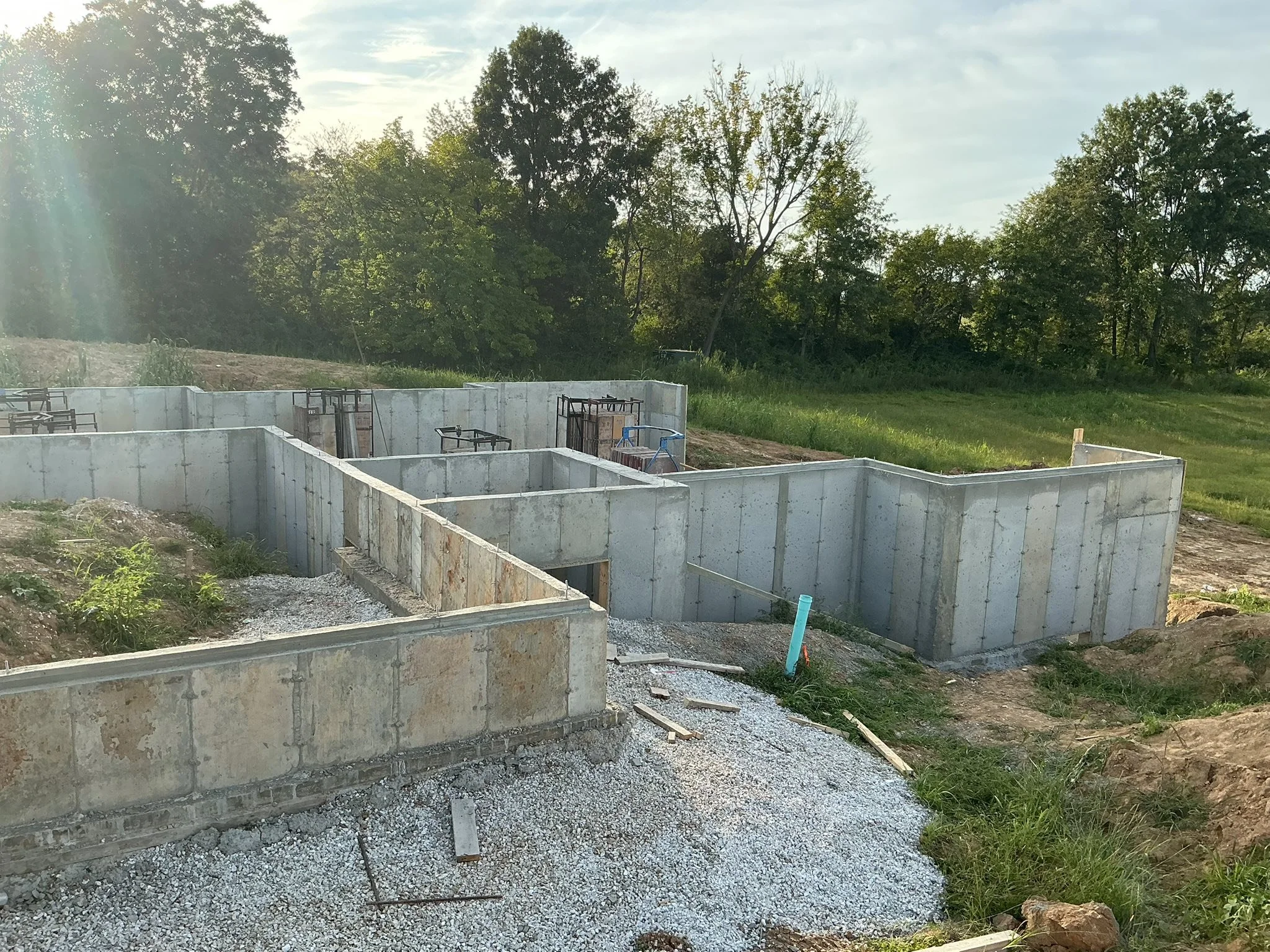 Residential Tall Wall Foundation