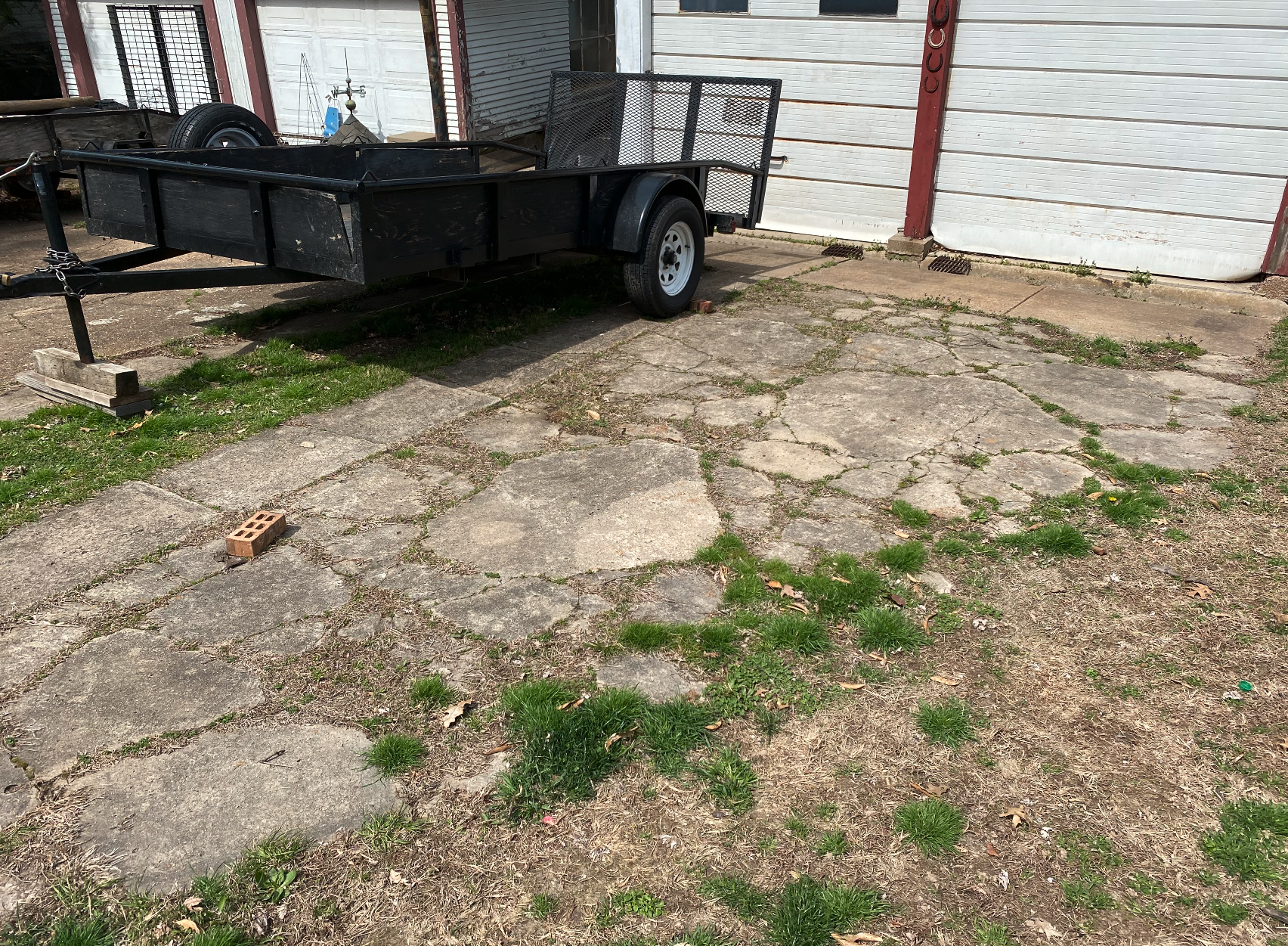 concrete cracks from poor water drainage