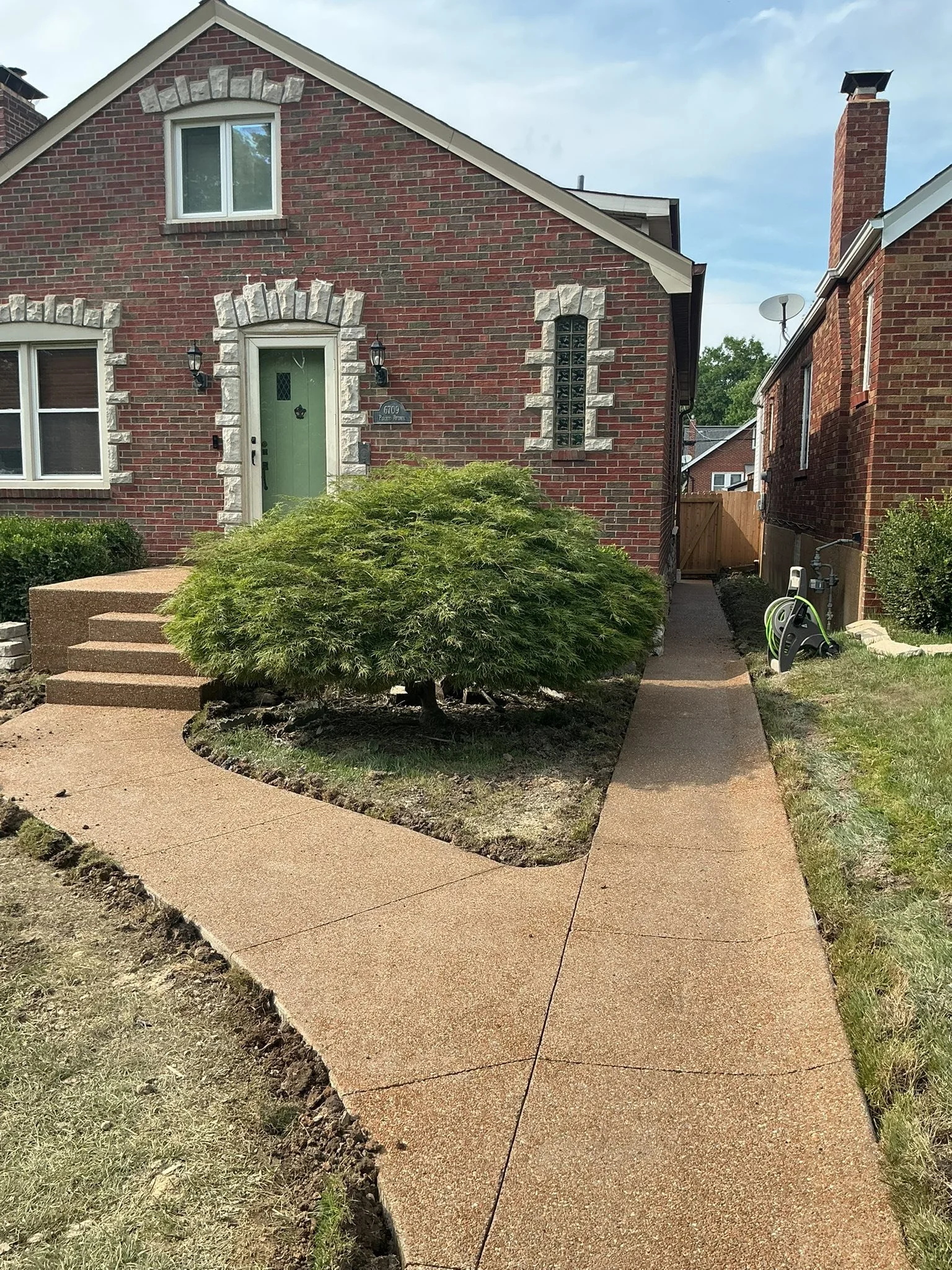 Split Walkway Front Yard