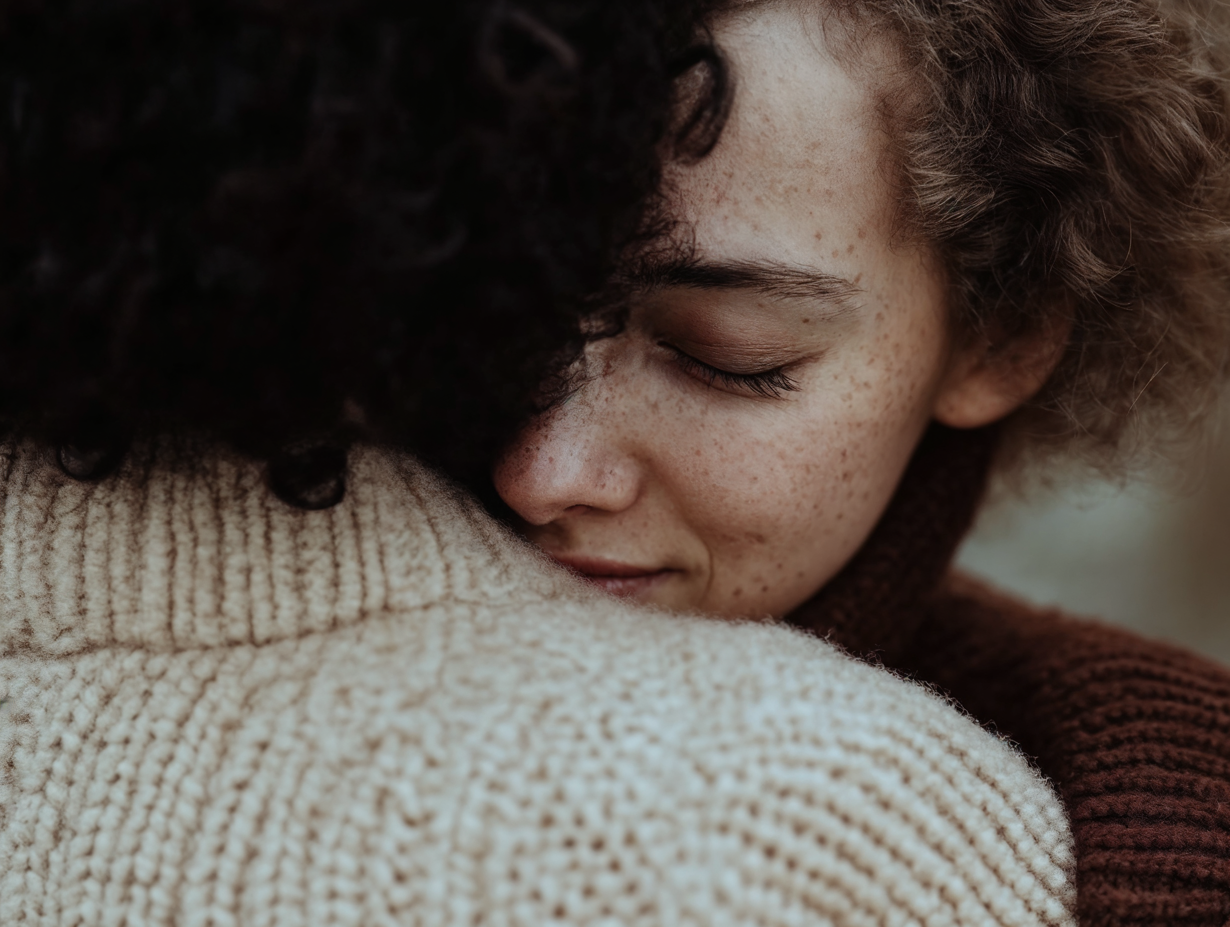 magnifics_upscale-Bel5eHzKbqIVerQUsHQY-michaelrying_macro_photo_of_two_hugging_each_other_--ar_43_--_1d1d8058-1159-4b8e-9ac9-83d58548e4e0_1 (1).png