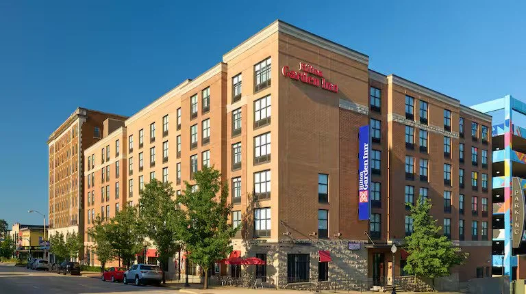 HILTON GARDEN INN BLOOMINGTON