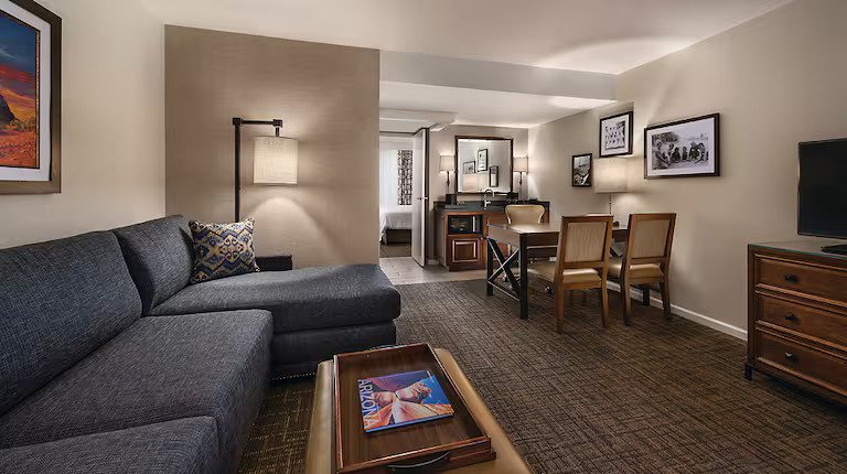 Embassy_Suites_Scottsdale_2.jpeg
