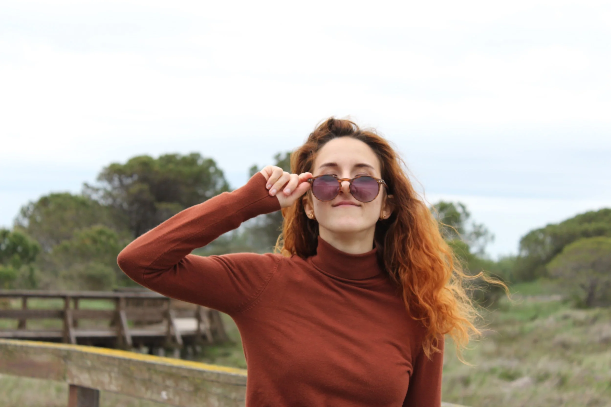 coach con occhiali in tranquillità e con fiducia