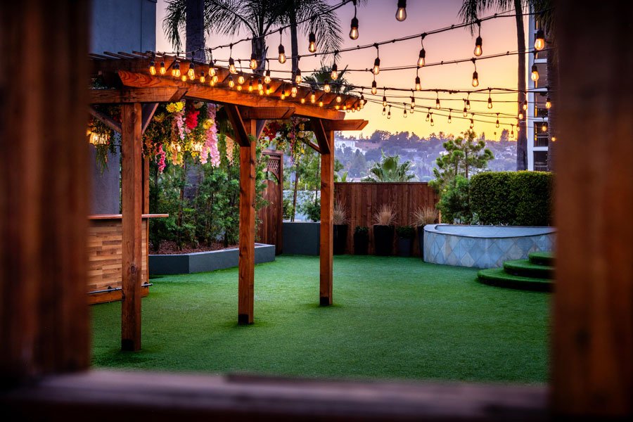Intimate outdoor event venue