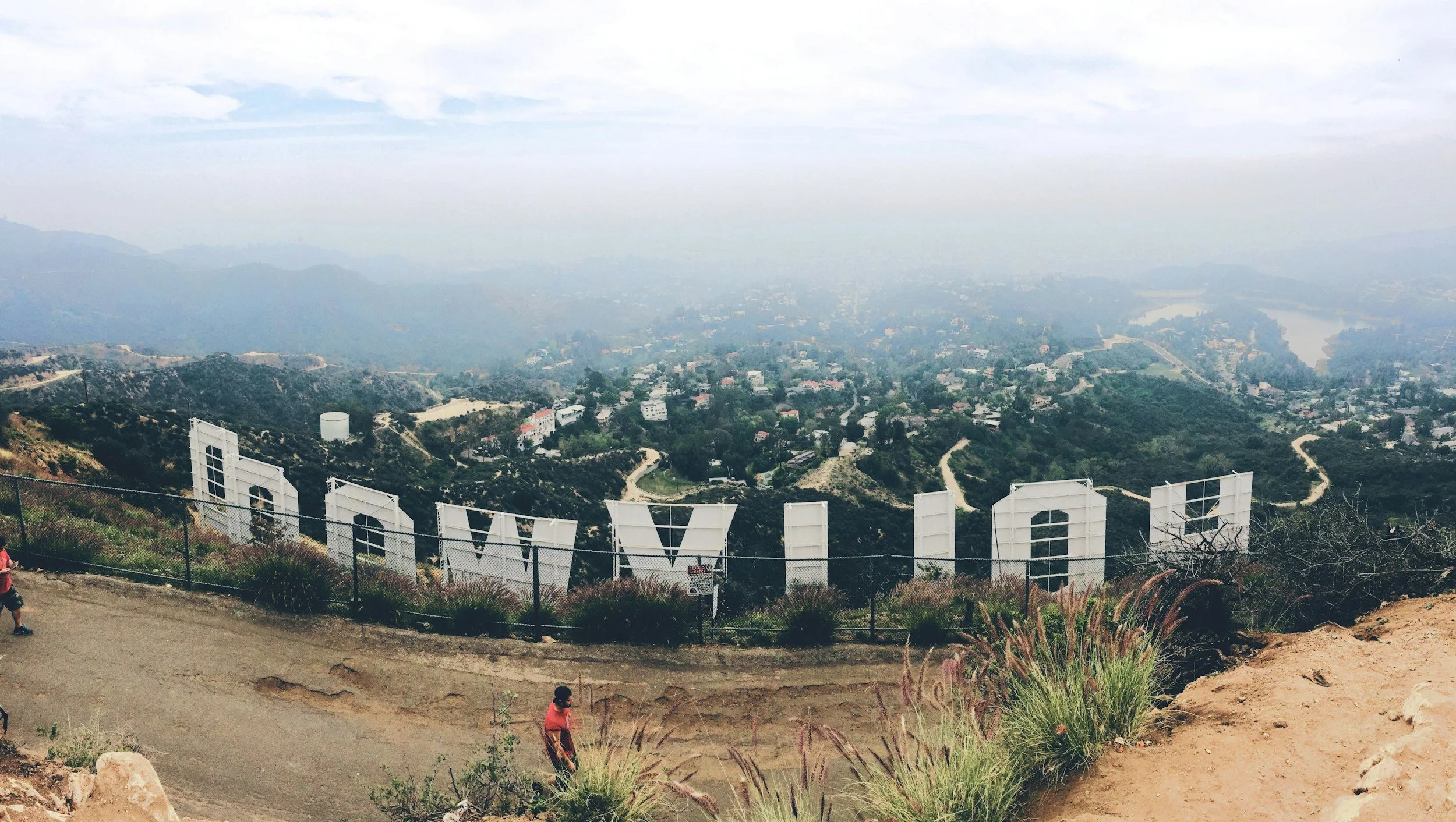 Hollywood Sign Hike as Teambuilding Activity