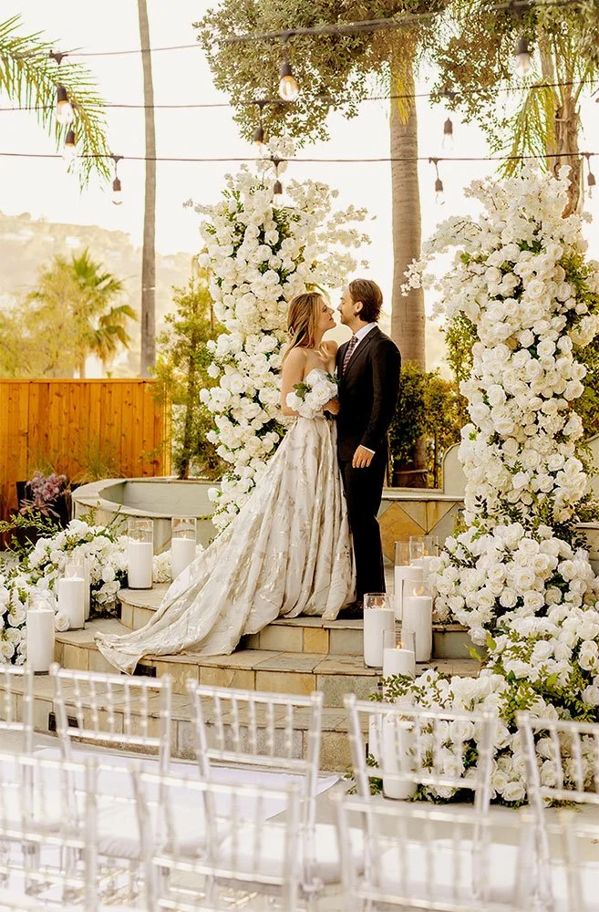 minimalistic white wedding