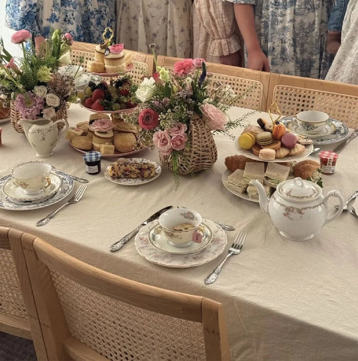 afternoon tea table set up