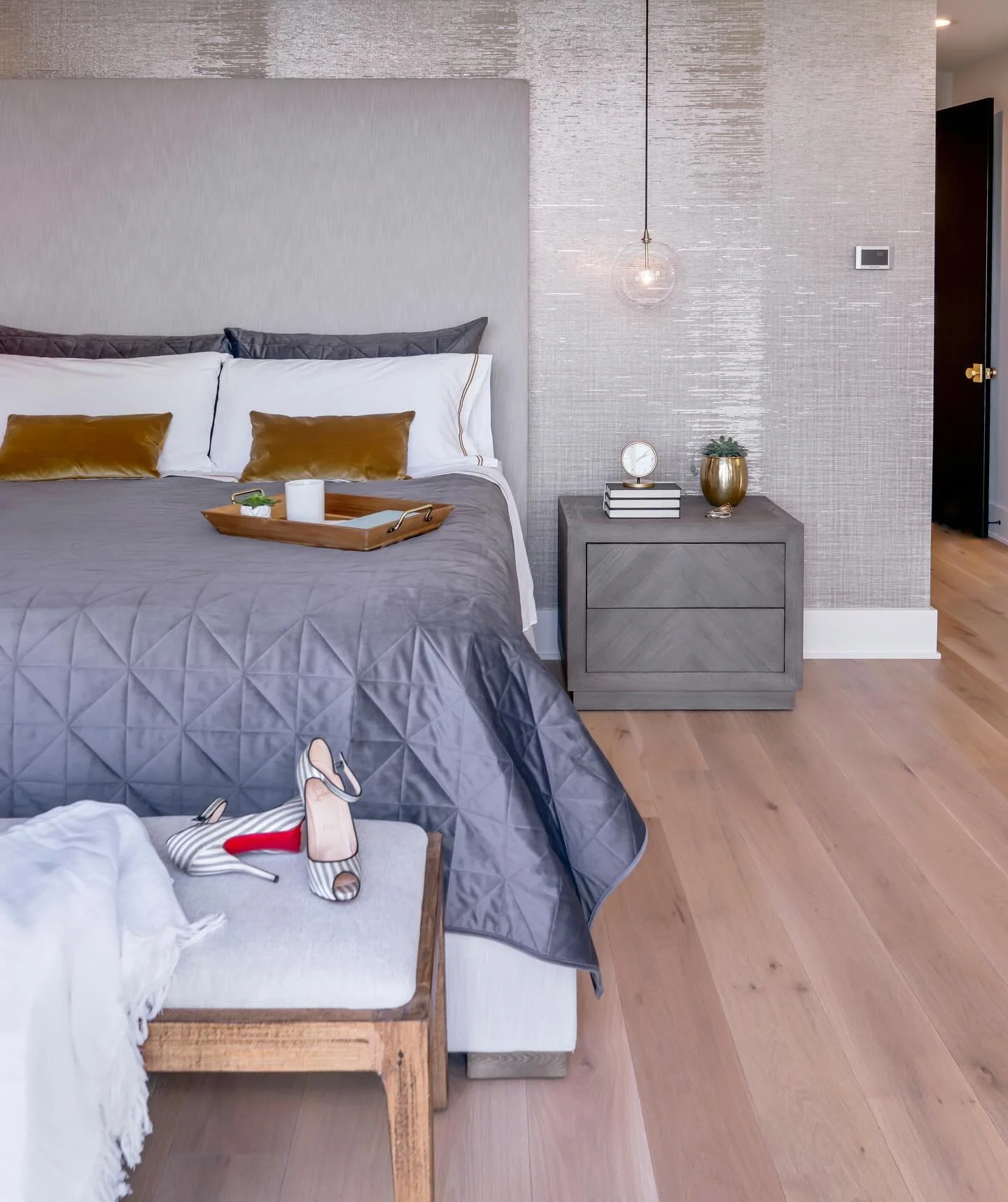 Let&rsquo;s kick off those 👠 and get this weekend started! 

Interior Designer: Birdie &amp; Bean Interiors 
Architect: Purple Cherry Architects 
Photography: Steve Buchanan 

#birdieandbeaninteriors #marylandinteriordesigner #shoreliving #annapolis