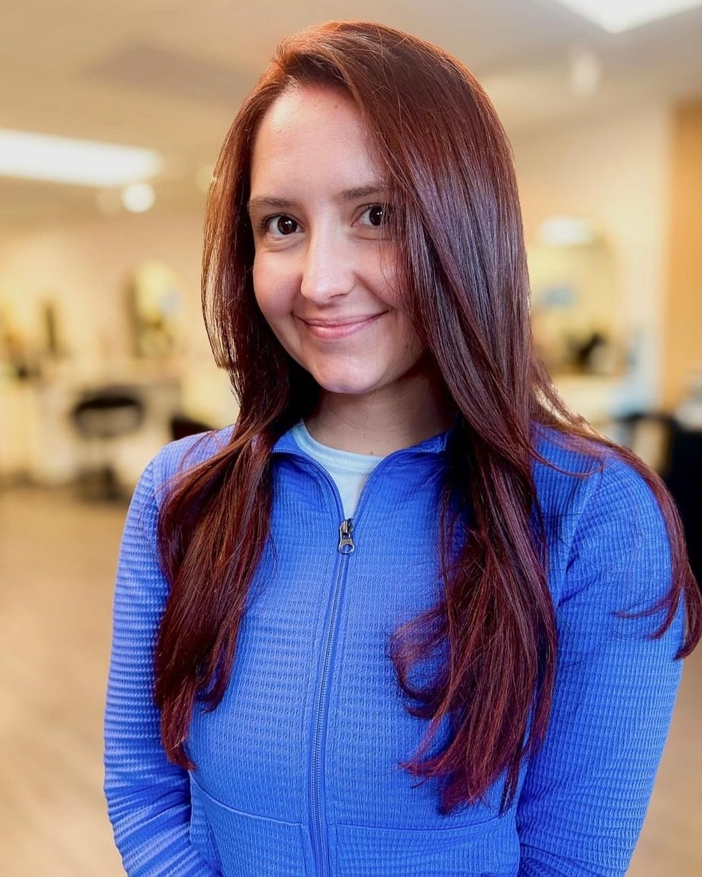 Feeling like it's time for a hair appointment? Take 20% off your first visit with us!

Now is the perfect time to freshen up your look and check out our salon.

We're loving this fall red @styled.by.agnes created, it suits her client perfectly! ❤️

2