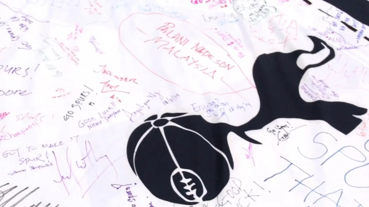 AIA Giant Shirts’ journeying across Asia [720p].mp4.00_01_29_00.Still002.jpg
