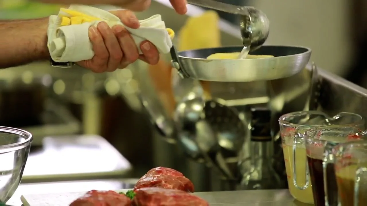 Getting to know Mark Sargeant _ Unilever Food Solutions UK [720p].mp4.00_01_15_07.Still002.jpg